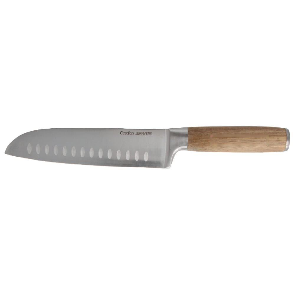 Orrefors Jernverk Santoku koksmes — drukvlak op het handvat