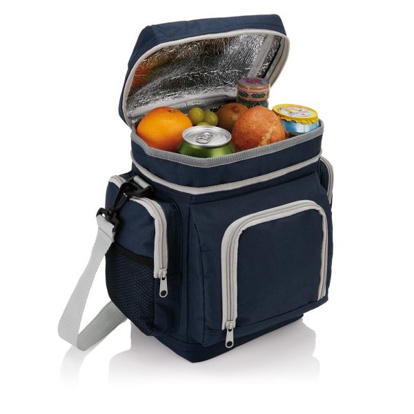 Handige 600D polyester koeltas met meerdere compartimenten en verstelbare schouderband. PVC vrij.