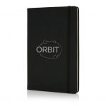 PU notitieboek met 80 pagina’s. Kaft geschikt voor logo embossing.